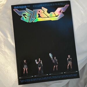 Kpop, AESPA girls album, all original PC’s included